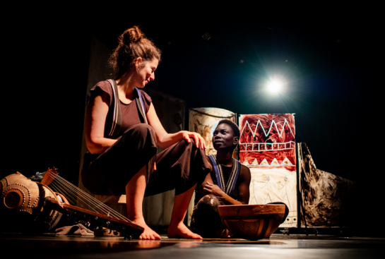 Les comédiennes du spectacle Tiébélé