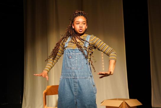 Comédienne du spectacle Toutes les choses géniales