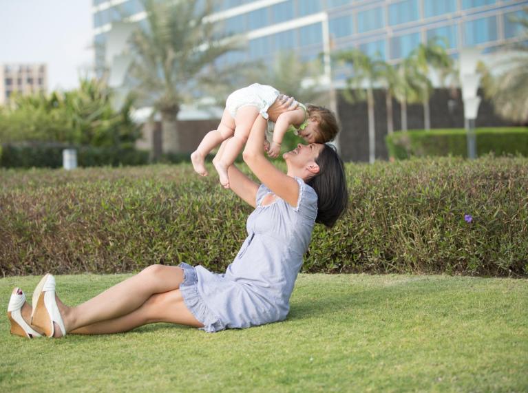 Une maman et son bébé