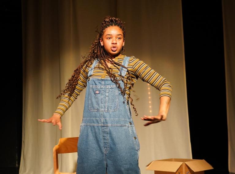 Comédienne du spectacle Toutes les choses géniales