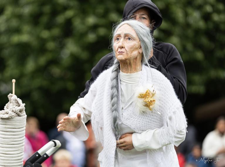 Marionnette de La Nonna et les étoiles